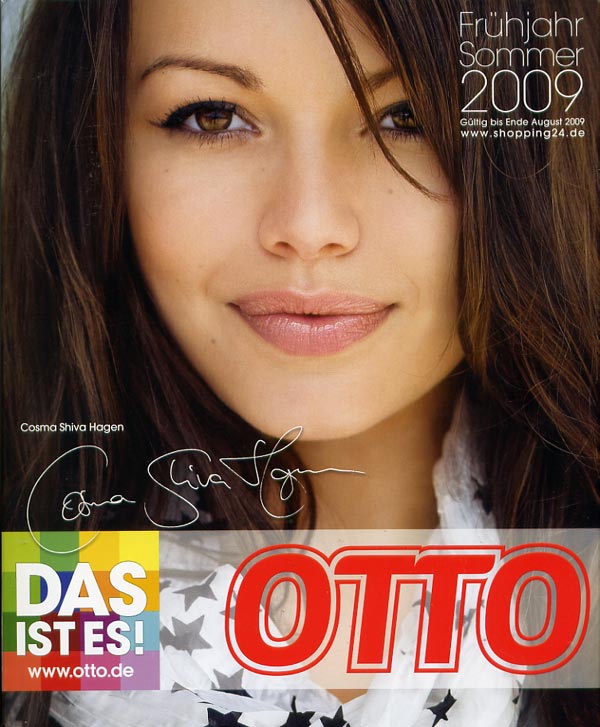 Весенне-летний каталог на немецком языке представляет кинозвезда из Германии